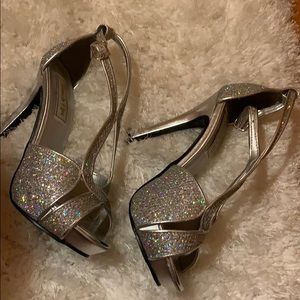Prom shoes